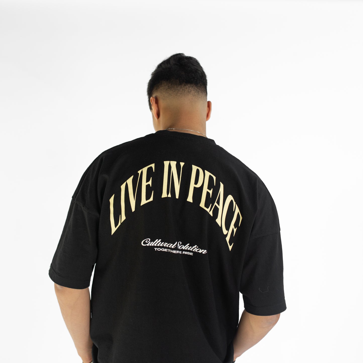 CURVED LOGO TEE